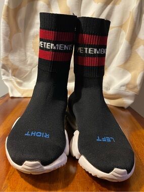 Vetements x Reebok Black Red Striped Knit Sock Runner Sneakers Demna Era 6.5
